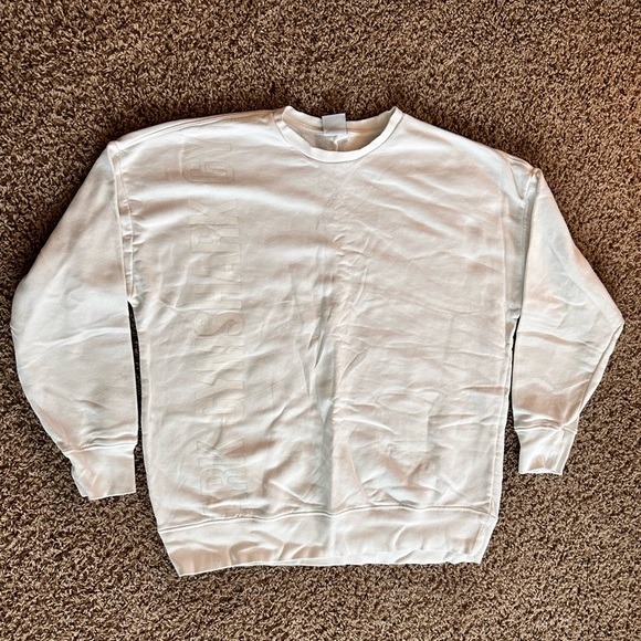 White Oversized Gymshark Crewneck - Picture 5 of 5